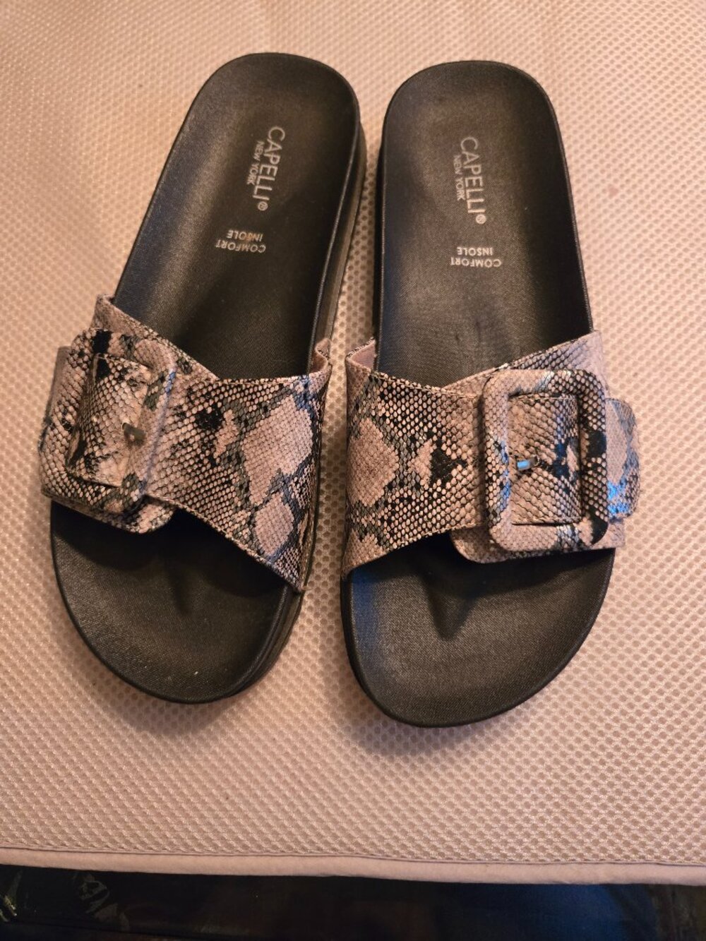 Capelli size 7, snake print slides, very comfy